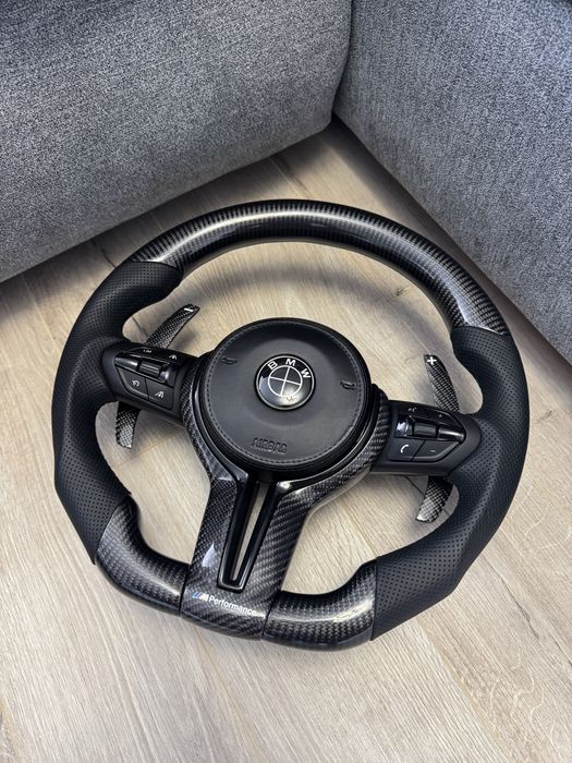 Volan la comanda , custom/carbon , pentru BMW f10 f06 f36  f30 etc