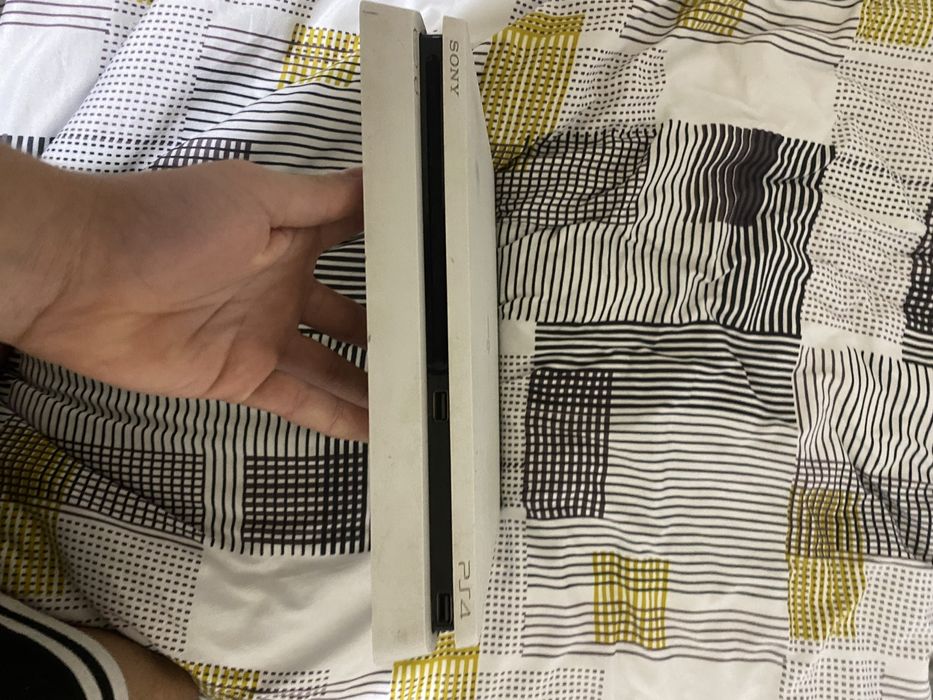 Ps 4 silm  perfect functional