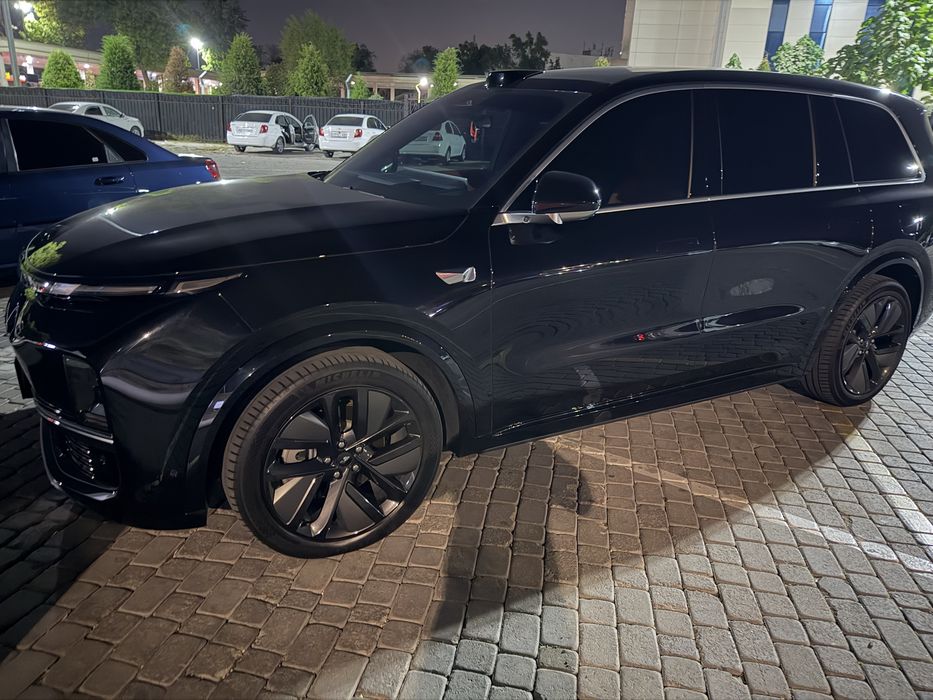 Продаётся Li Auto L9 Max