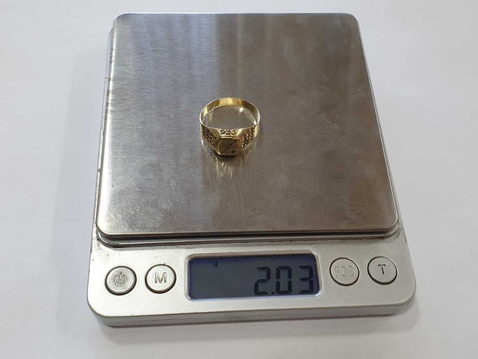 Дамски златен пръстен 14К 585 / 2,03 гр.