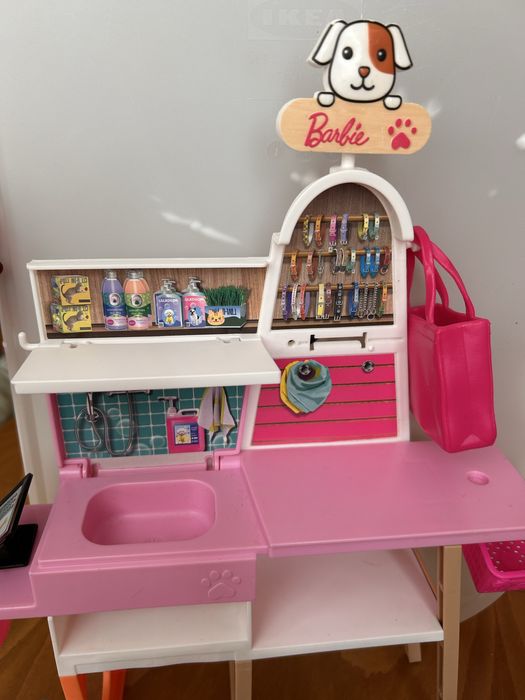 Барби Комбиниран магазин за храна за домашни животни и греминг салон