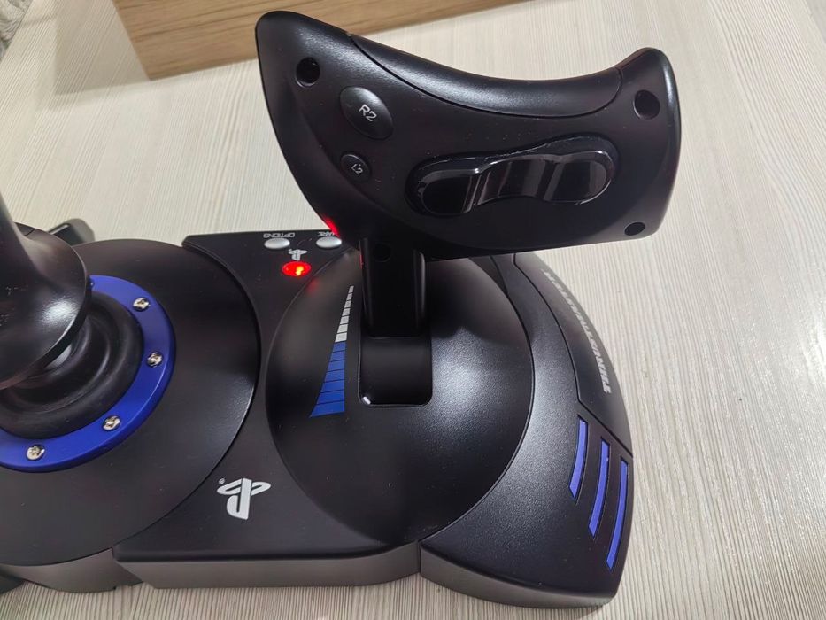 Джойстик Thrustmaster T.Flight Hotas 4