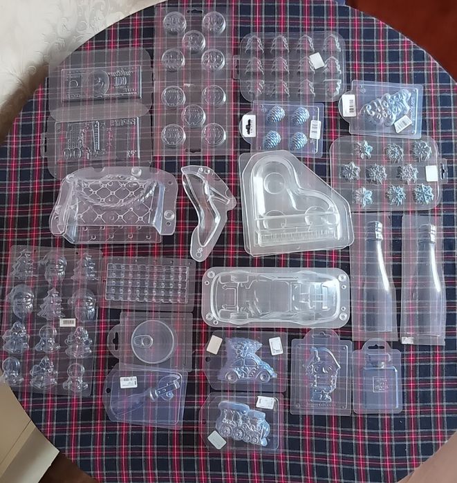 Продам формы для шоколада