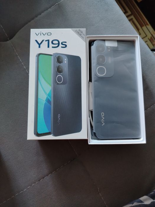 VIVO Y 19S  телефон
