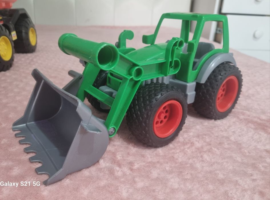 Продам бокс из 6 машин