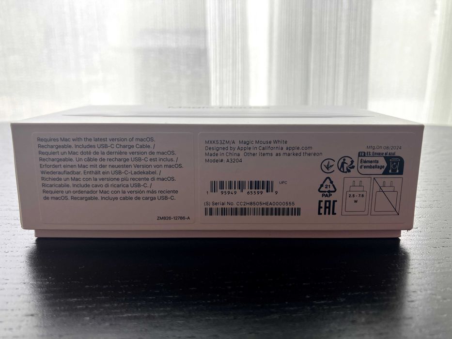 Мишка Apple Magic Mouse (MXK53ZM/A) - последен модел, като нова