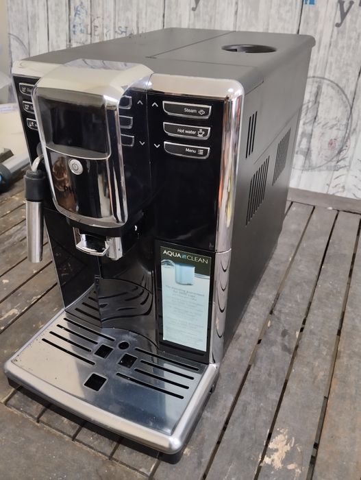 Кафе машина philips saeco