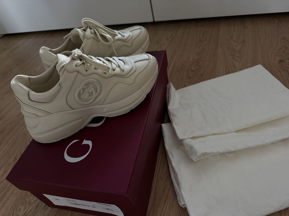 Gucci  Rhyton Нюд
