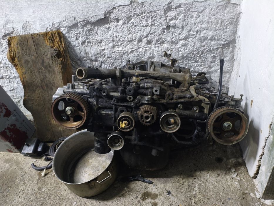 Мотор ej20e всборе или по запчастям
