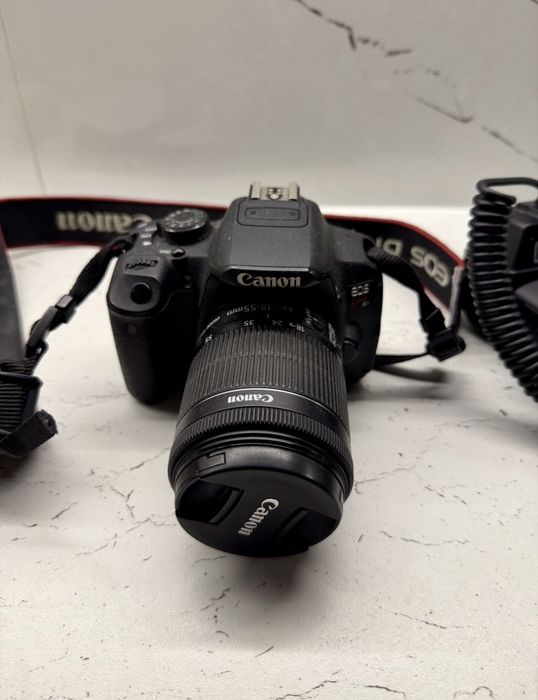 Продаю камеру Canon