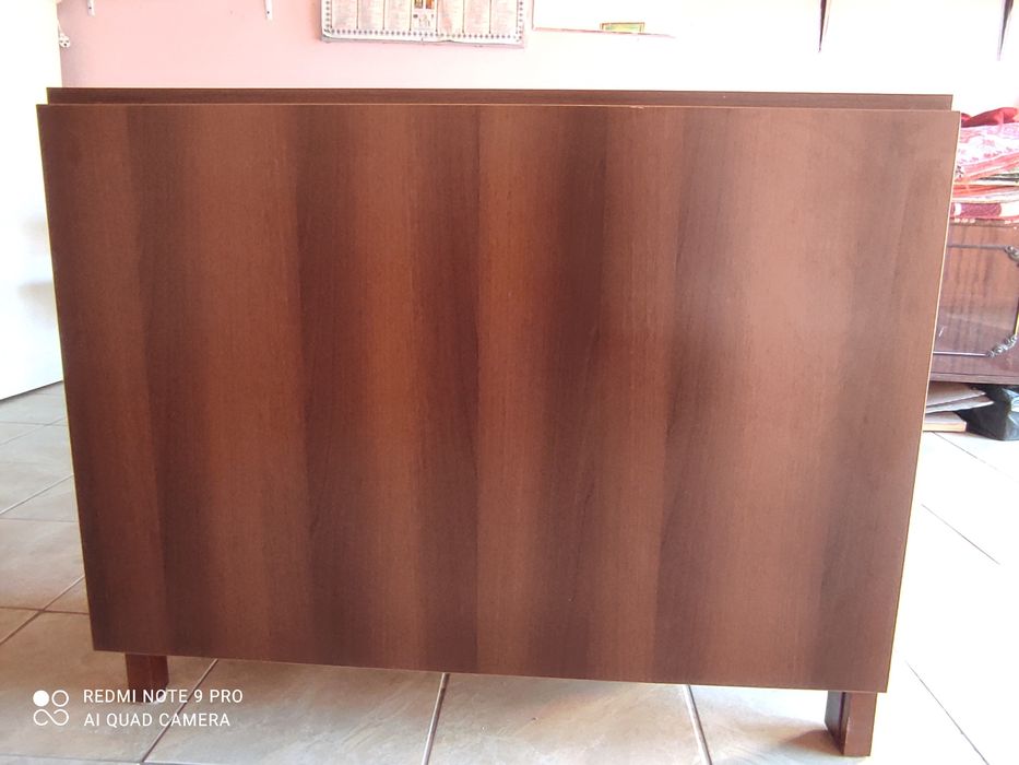 Masa extensibila pt 6 persoane cu scaune tapițate incluse