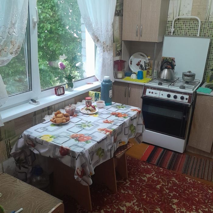 продам квартиру в районе Горячего хлеба