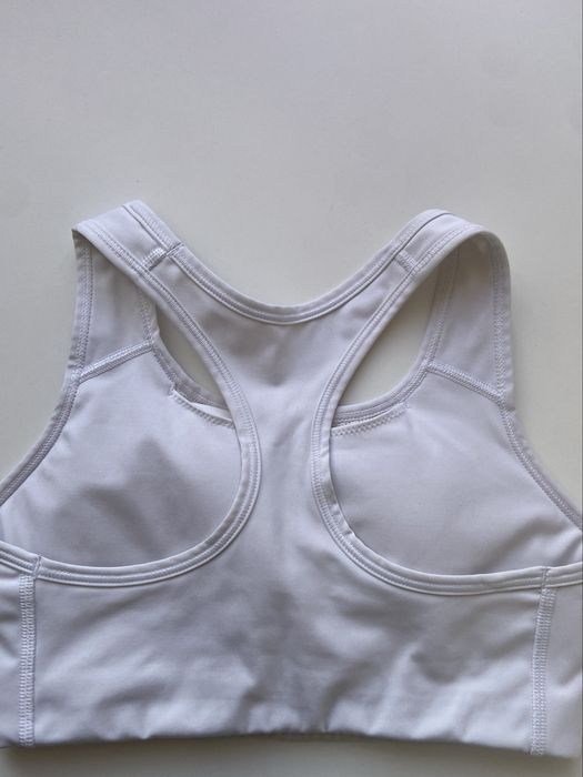 Bustieră sport Nike albă