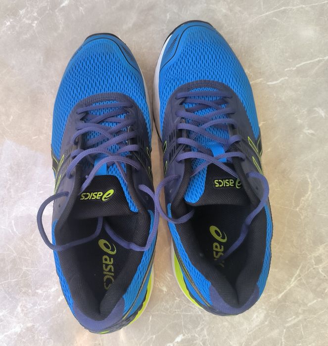 Маратонки Asics номер 44