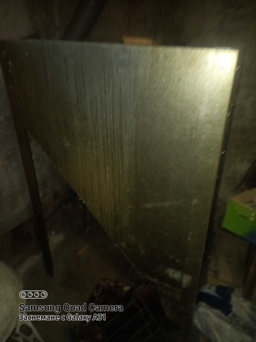 Пелетна горелка с бункер