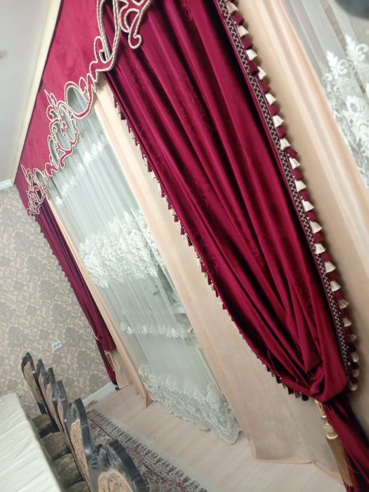 Шторы для зала б/у