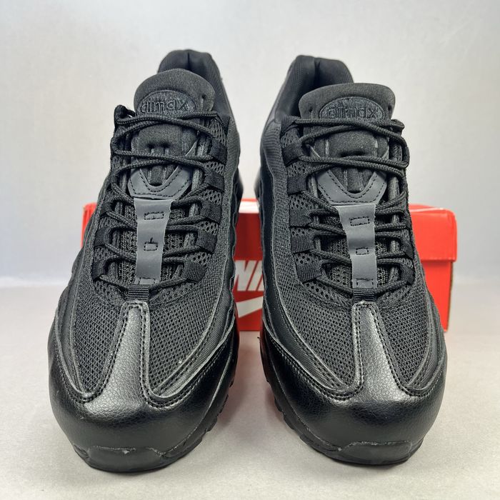 Nike Air Max 95 "Triple Black"! НОВИ!