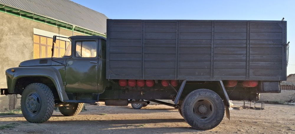 Zil 130 Sotiladi ishga tayor
