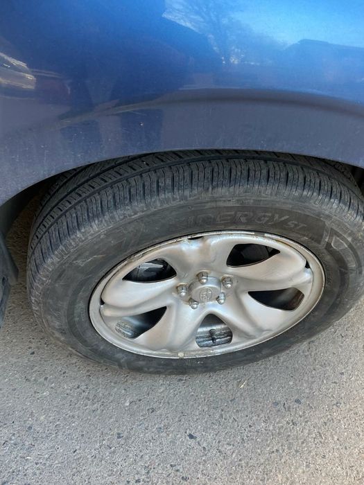 Продам диски с резиной на Субару