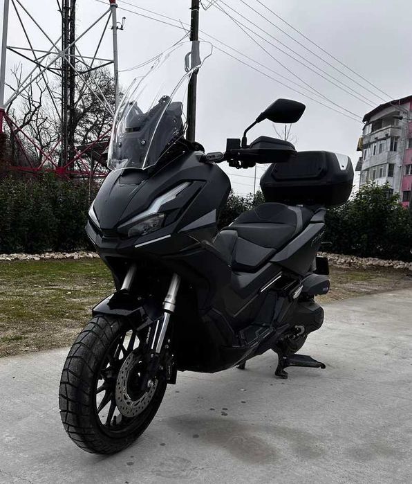 HONDA ADV350 ALL-BLACK 330cc model 2024 1700Km