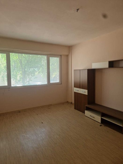 Гарсониера Изток /композиторите/ 52800 Евро