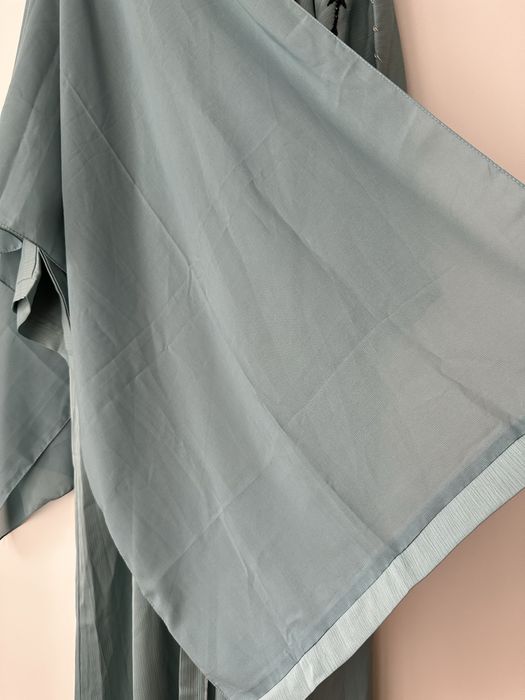 Продается абайка новое