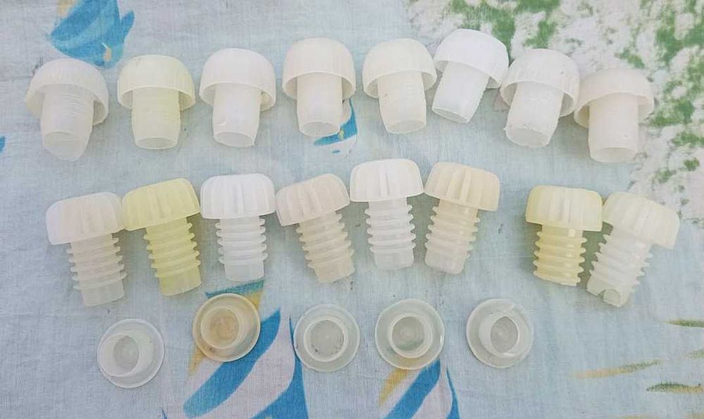 Стеклянные бутылки, от 0,5 до 1,0 л