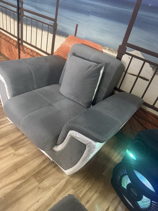 Фотьойл + клик-клак механизъм , сив + бяла кожа принцес II