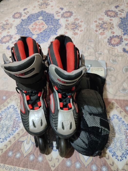 Ролики размер регулируется от 35-37 размеры