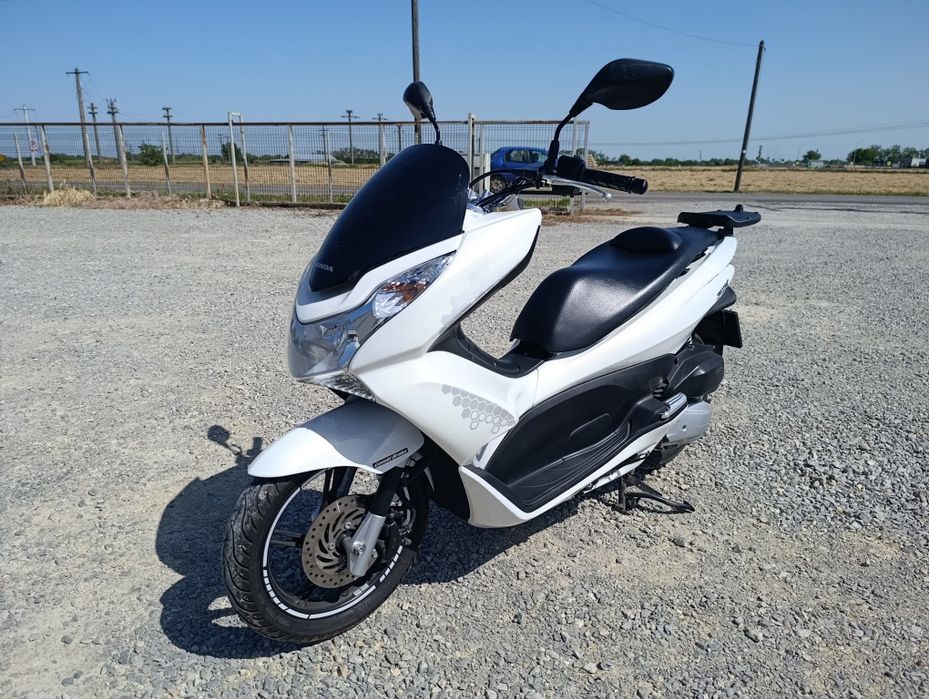 Vand Honda PCX 125 cc an 2012
