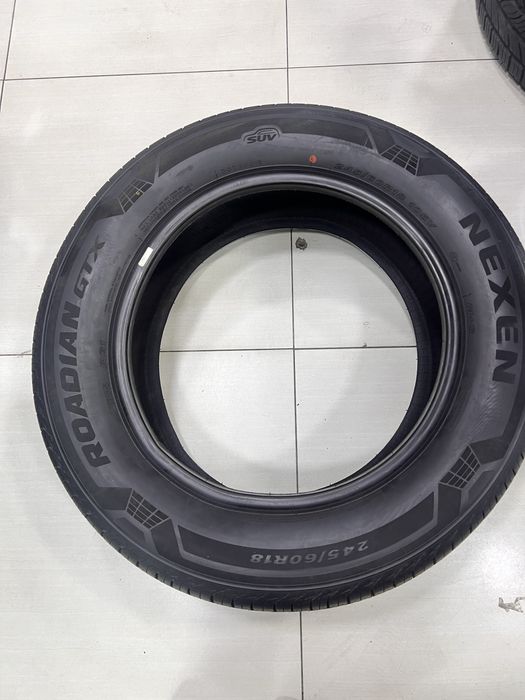 Nexen 245/60/18