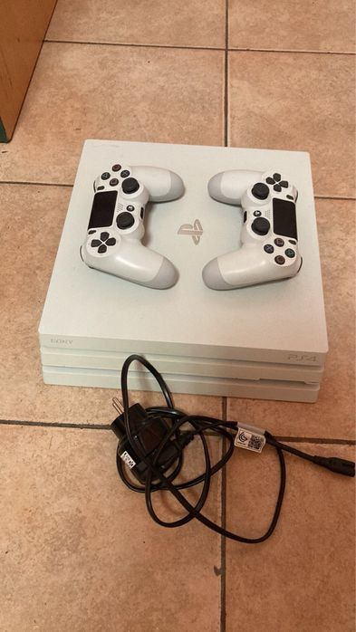 Sony Ps4 pro 1TB
