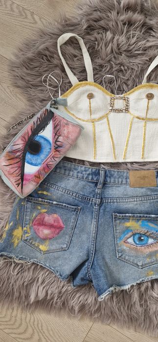 Haine festival#pantaloni scurti#geanta#haine pictate#outfit untold