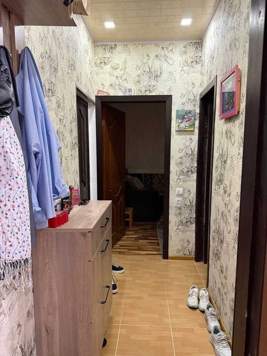 Продаю квартиру Яшнабадский р-он Авиасозлар-3, 2-х комнат 3-этаж 48м2