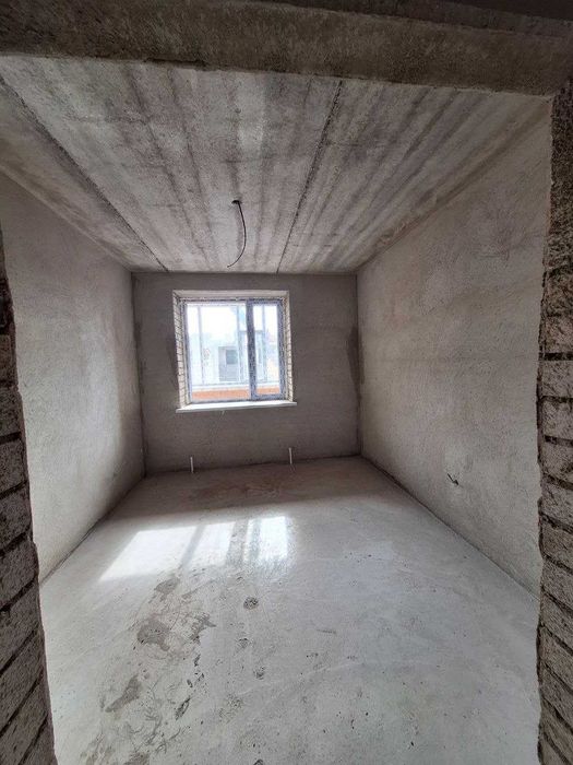 продам 2х комнатную квартиру