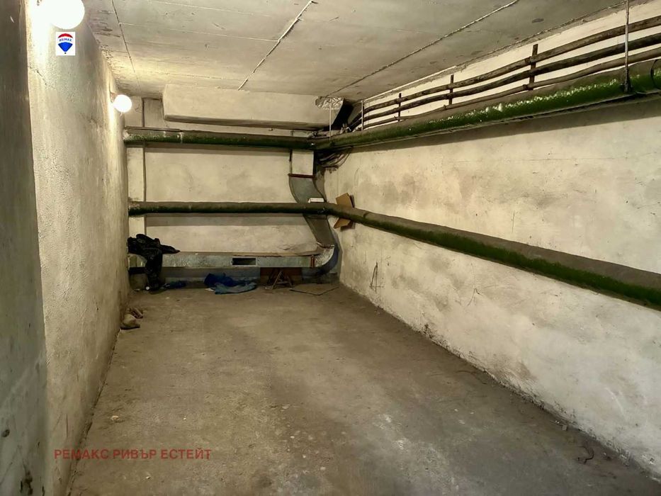 Подземен гараж под наем в центъра на гр. Русе