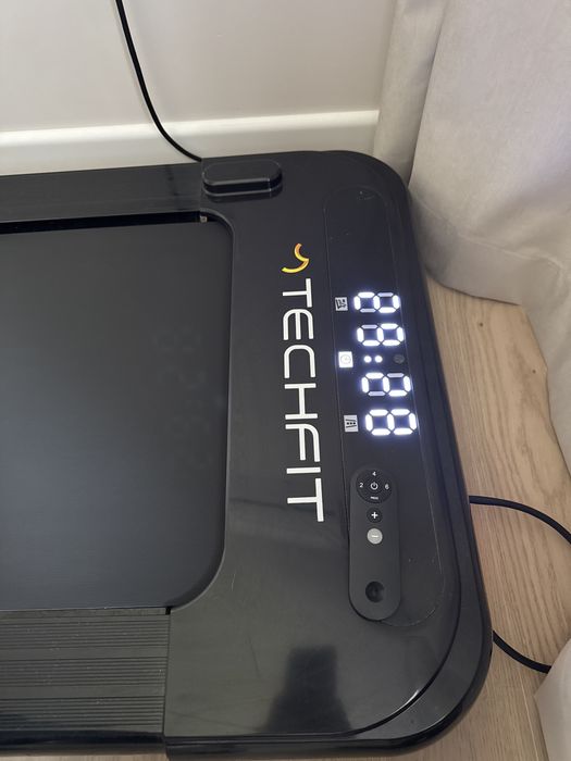 Banda de mers Techfit (walkingpad) - ridicare personala