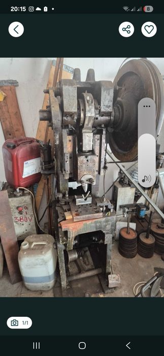 Presă excentric  mecanica