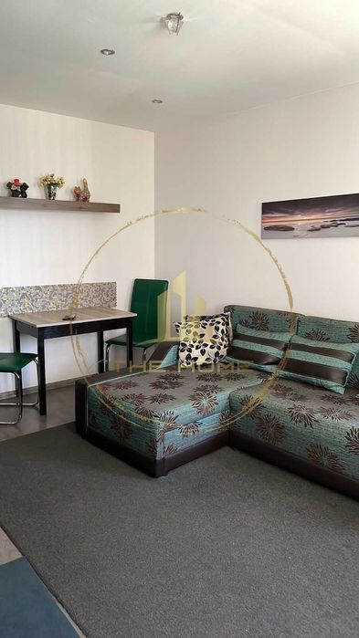 Дава се под наем Двустаен апартамент в Варна, м-т Пчелина - 45 кв.м за 425 € - Снимка #1