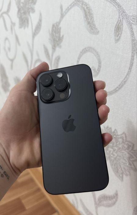 Айфон 15про 128гб 81емкост