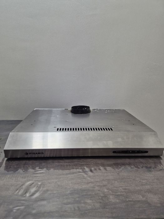 Hota traditionala Pyramis