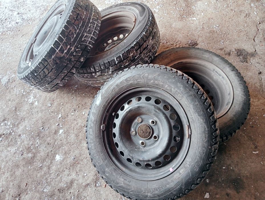 Продам зимние шины