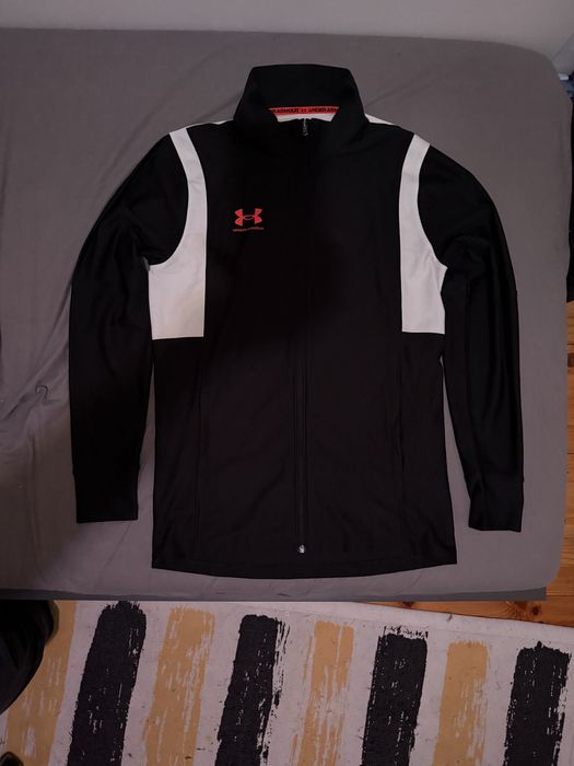 Under Armour футболен екип challenger с лого