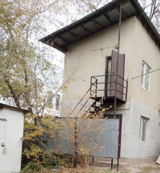 Жер үй. Орталық.