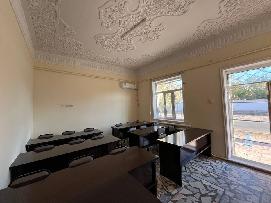 Stol stul sotiladi oquv markaz uchun