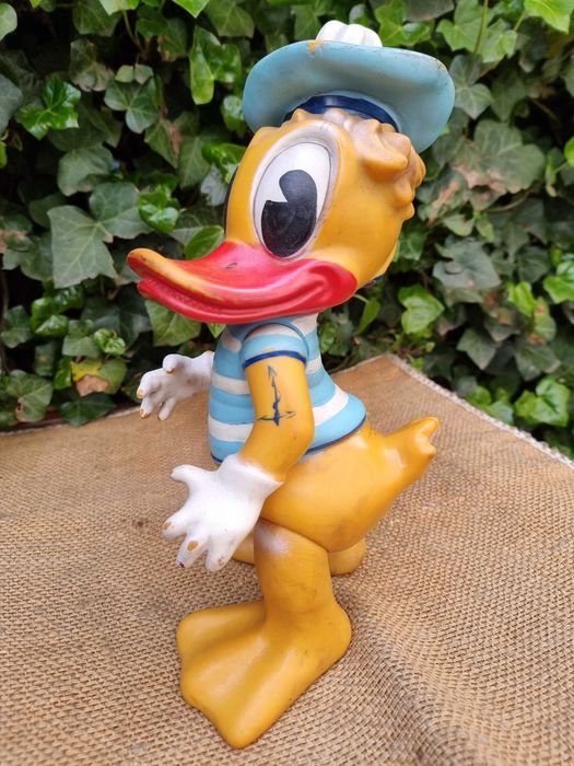 Ratoiul Donald, din cauciuc, jucarie fabricata de Aradeanca