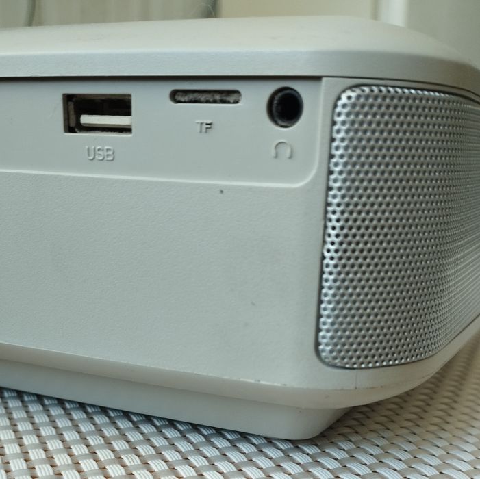 Проектор AUN D40W