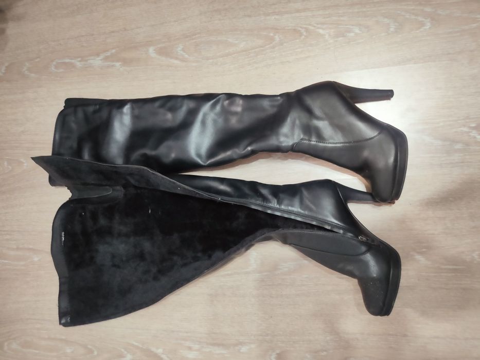 Женские сапоги длинные