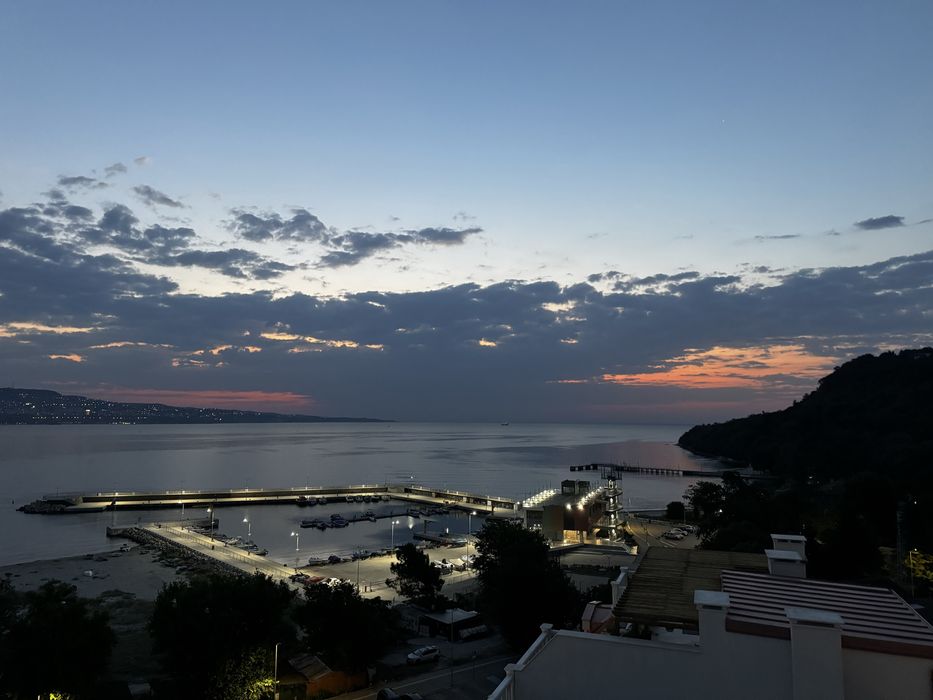 Продава се Двустаен апартамент в Варна, м-т Зеленика - 74 кв.м за 1846 €/кв.м - Снимка #9