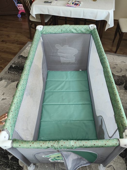 Сгъваема кошара с матрак